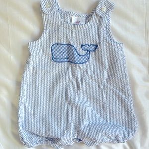 Vineyard Vines seersucker shortie